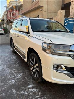 تويوتا لاندكروزر